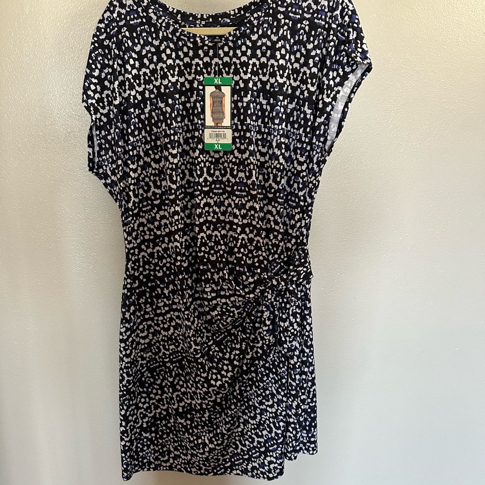 Nicole Miller Stylish Black and Blue Patterned Dress NWT